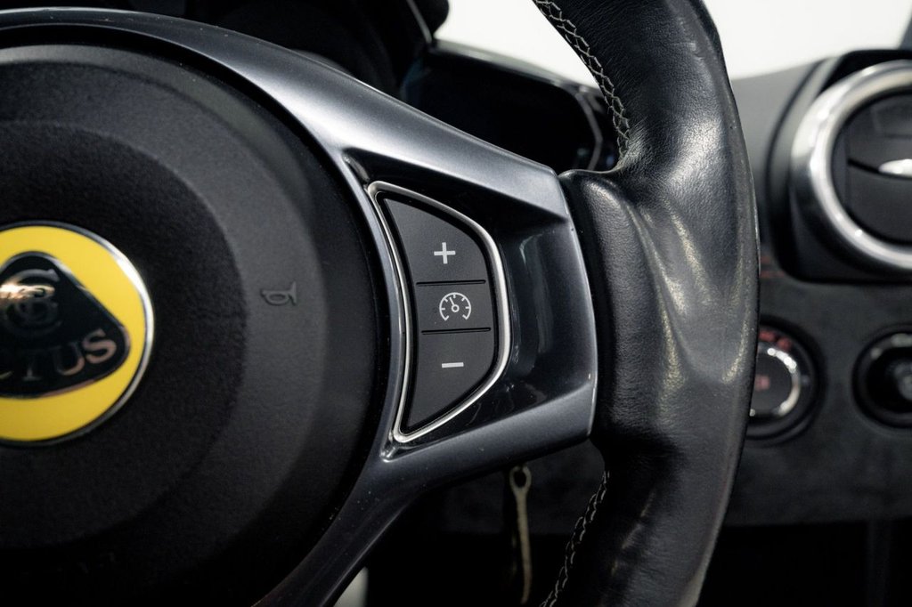 Used Jaguar F-Type 2017 for sale - 77575854: Photo 22