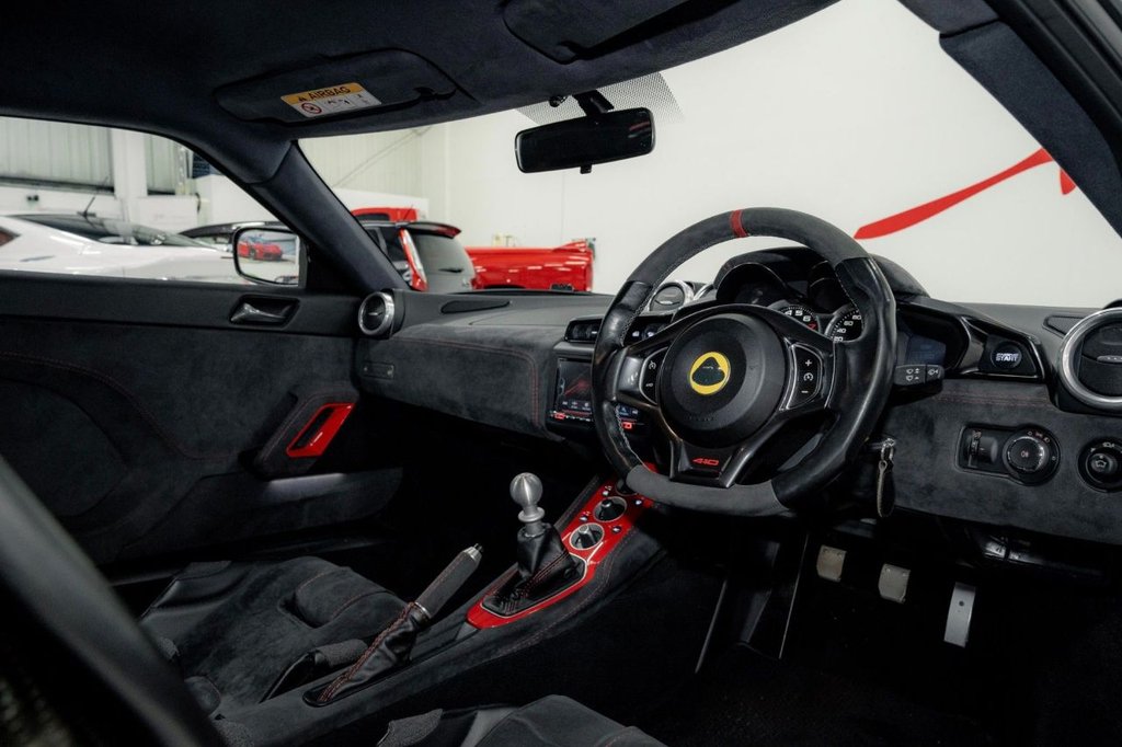 Used Jaguar F-Type 2017 for sale - 77575854: Photo 3