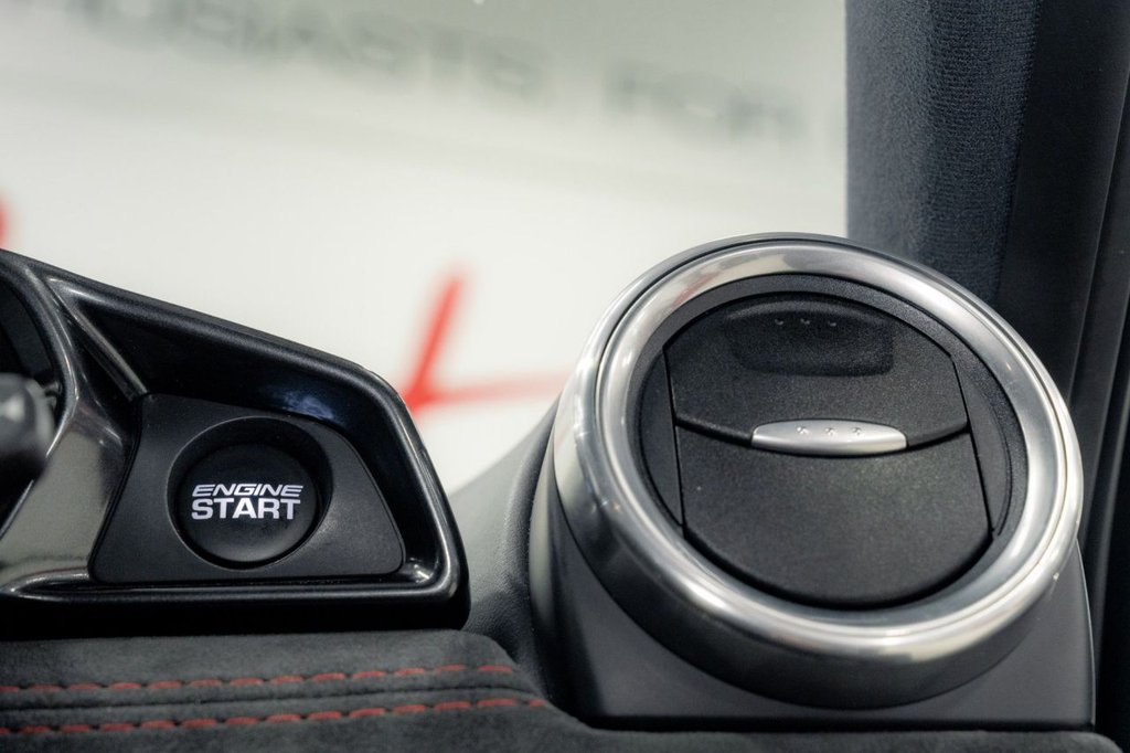 Used Jaguar F-Type 2017 for sale - 77575854: Photo 30