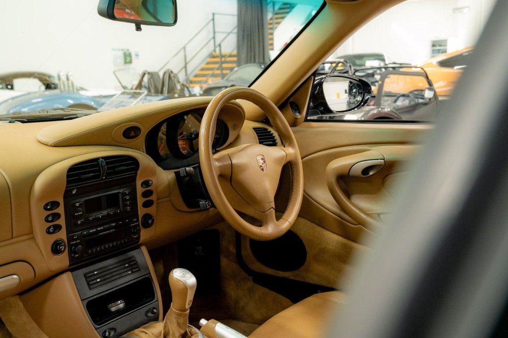 Used Porsche 911 2004 for sale - 76039891: Photo 13