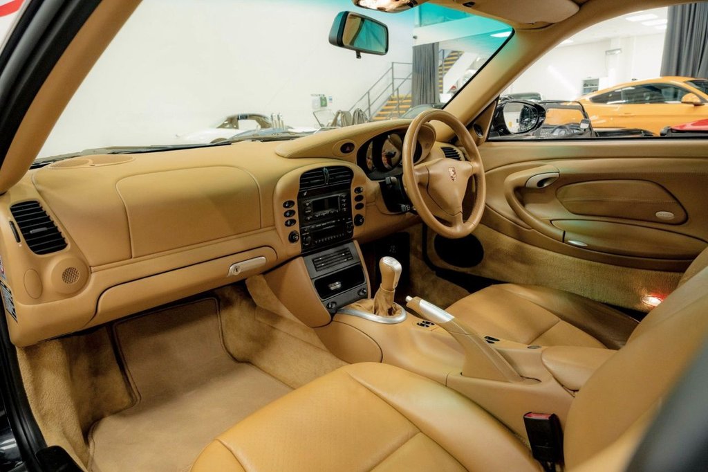 Used Porsche 911 2004 for sale - 76039891: Photo 29