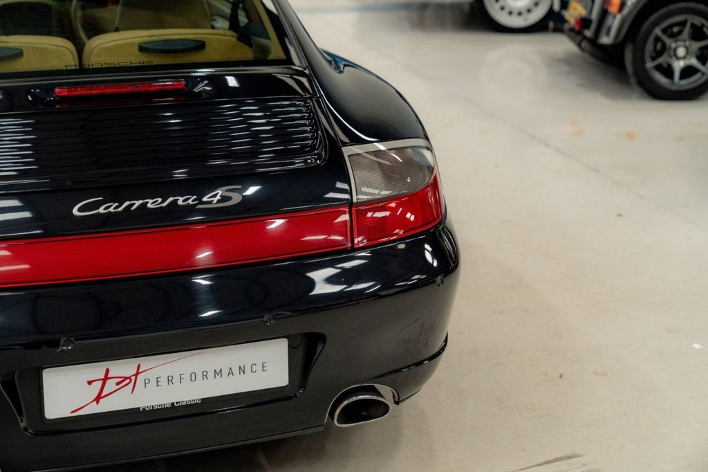 Used Porsche 911 2004 for sale - 76039891: Photo 40