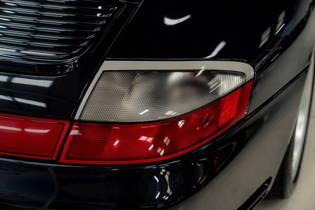 Used Porsche 911 2004 for sale - 76039891: Photo 44