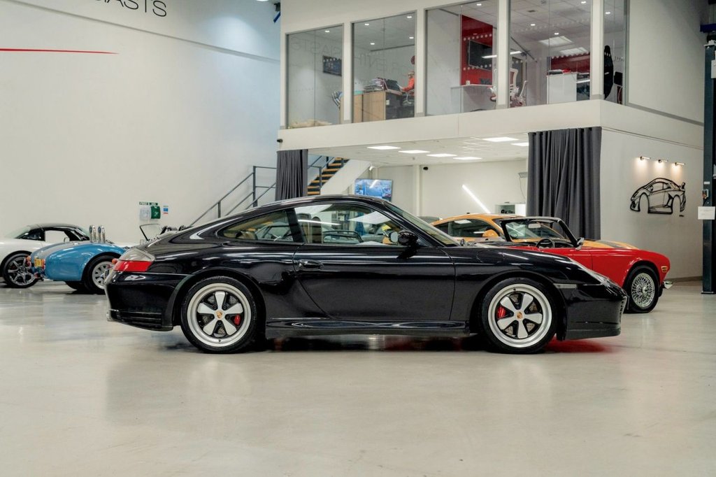 Used Porsche 911 2004 for sale - 76039891: Photo 5