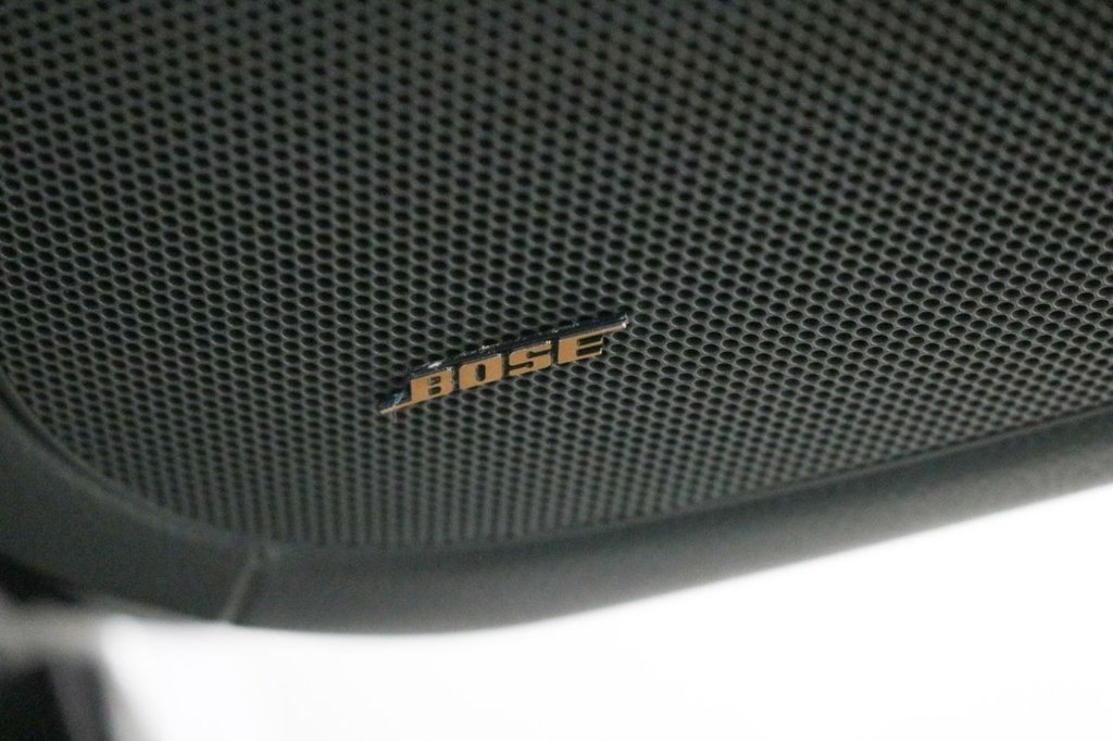 Used Mercedes-Benz SL 2005 for sale - 76934778: Photo 11