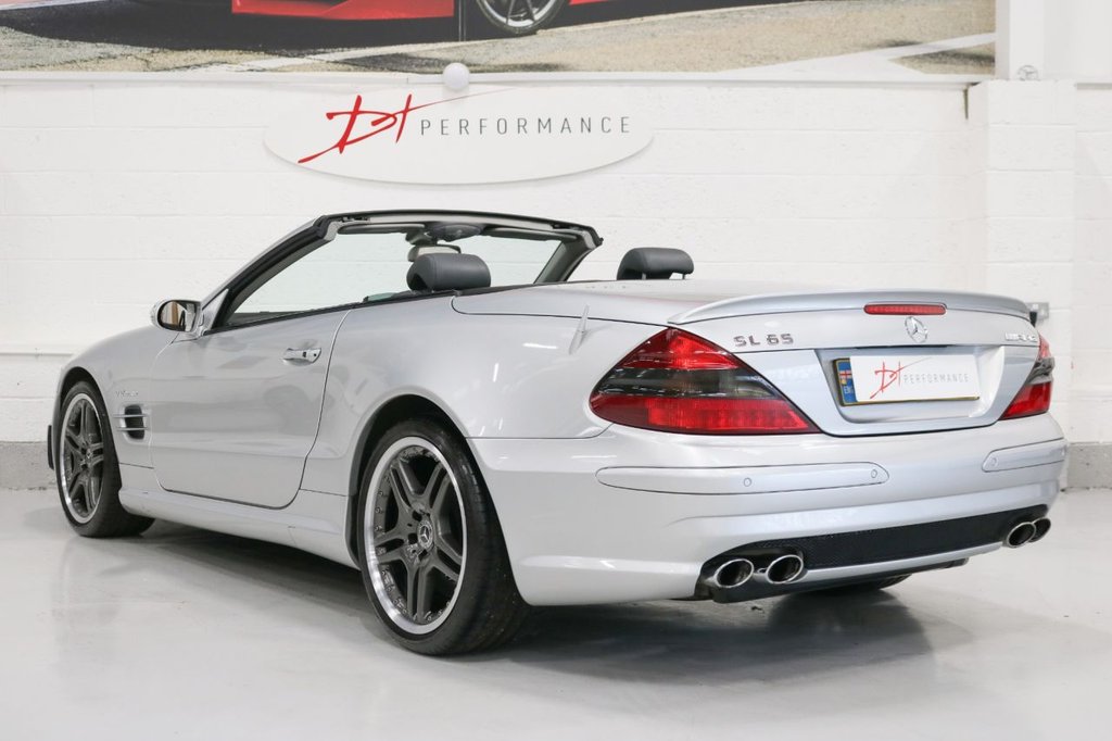 Used Mercedes-Benz SL 2005 for sale - 76934778: Photo 2