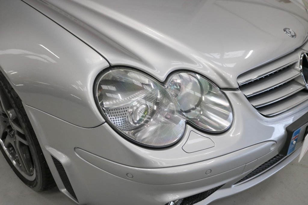 Used Mercedes-Benz SL 2005 for sale - 76934778: Photo 21