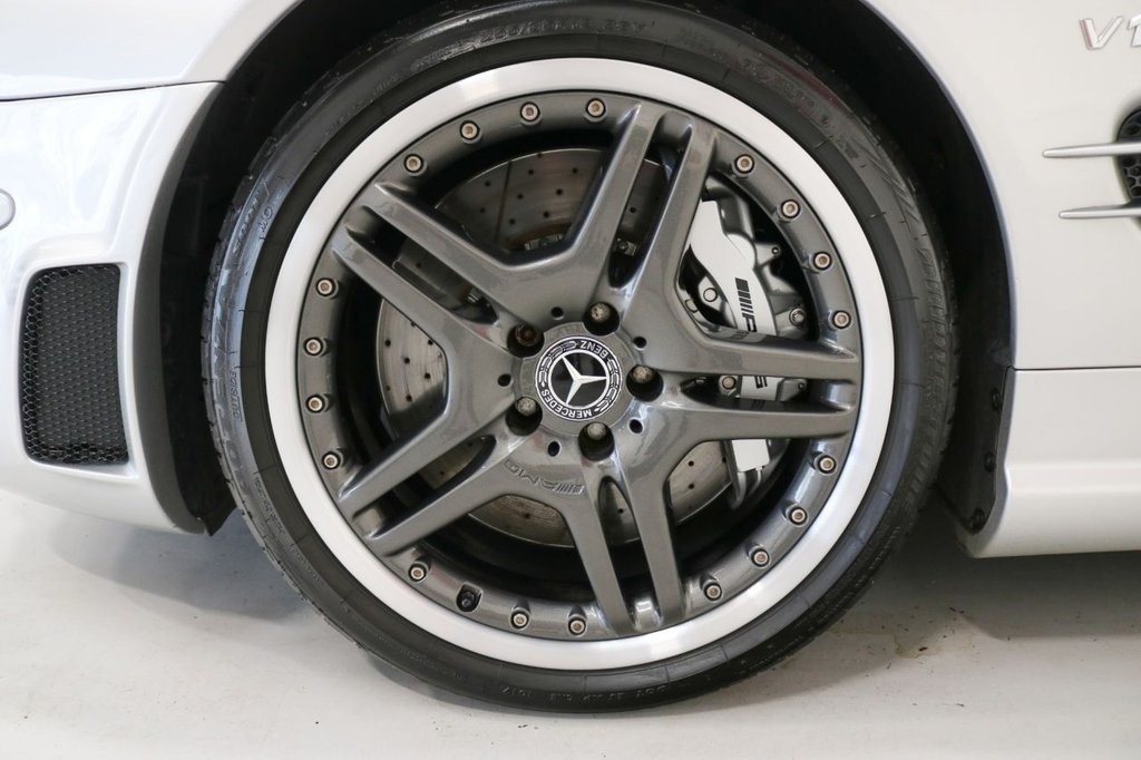 Used Mercedes-Benz SL 2005 for sale - 76934778: Photo 25