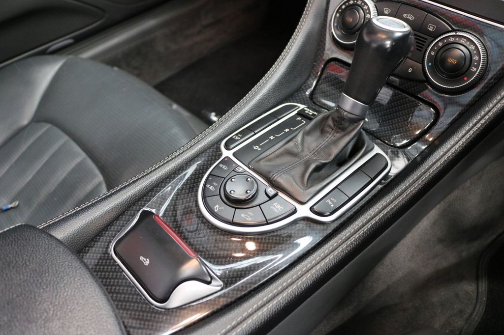 Used Mercedes-Benz SL 2005 for sale - 76934778: Photo 29