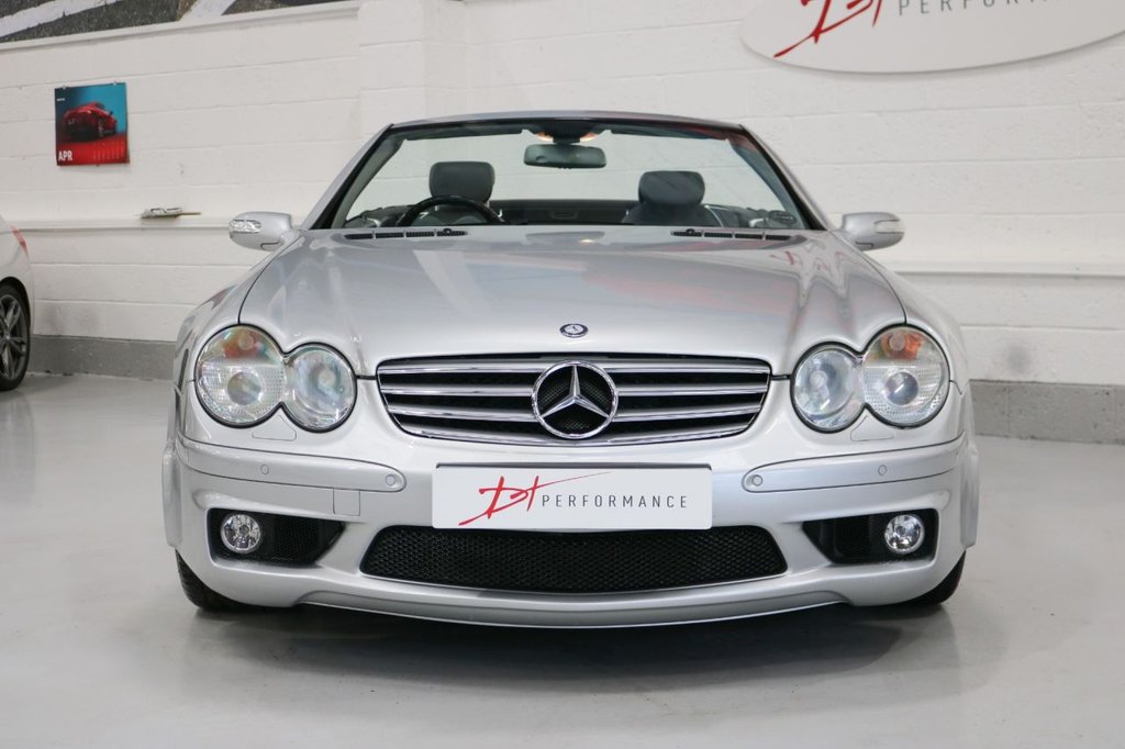 Used Mercedes-Benz SL 2005 for sale - 76934778: Photo 6