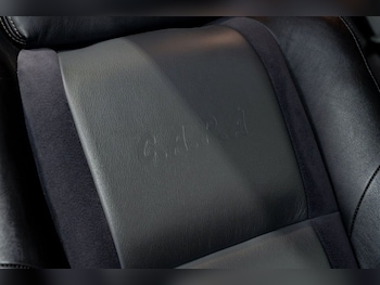 Used Vauxhall Monaro 2003 for sale - 77042558: Photo