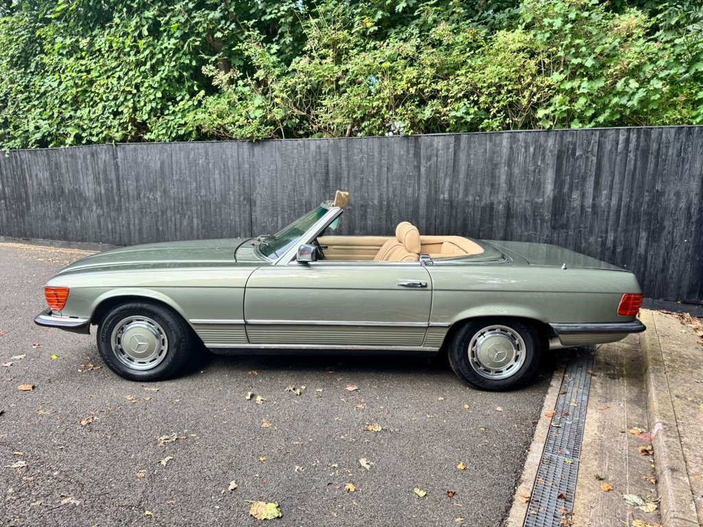 Used Mercedes-Benz SL 1983 for sale - 77575850: Photo 4
