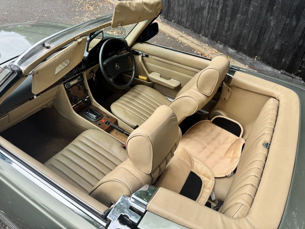 Used Mercedes-Benz SL 1983 for sale - 77575850: Photo 5
