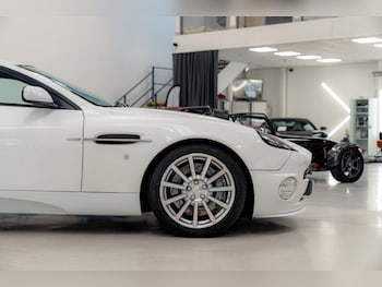 Used Aston Martin Vanquish 2005 for sale - 75854268: Photo