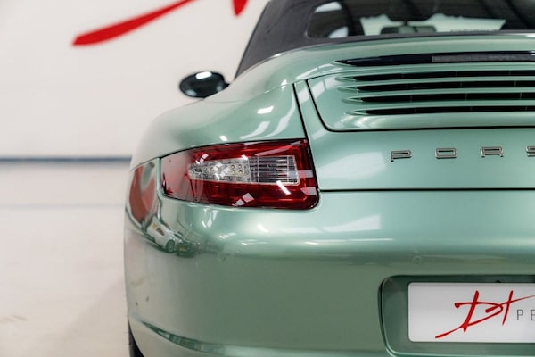 Used Porsche 911 2006 for sale - 76304068: Photo 14