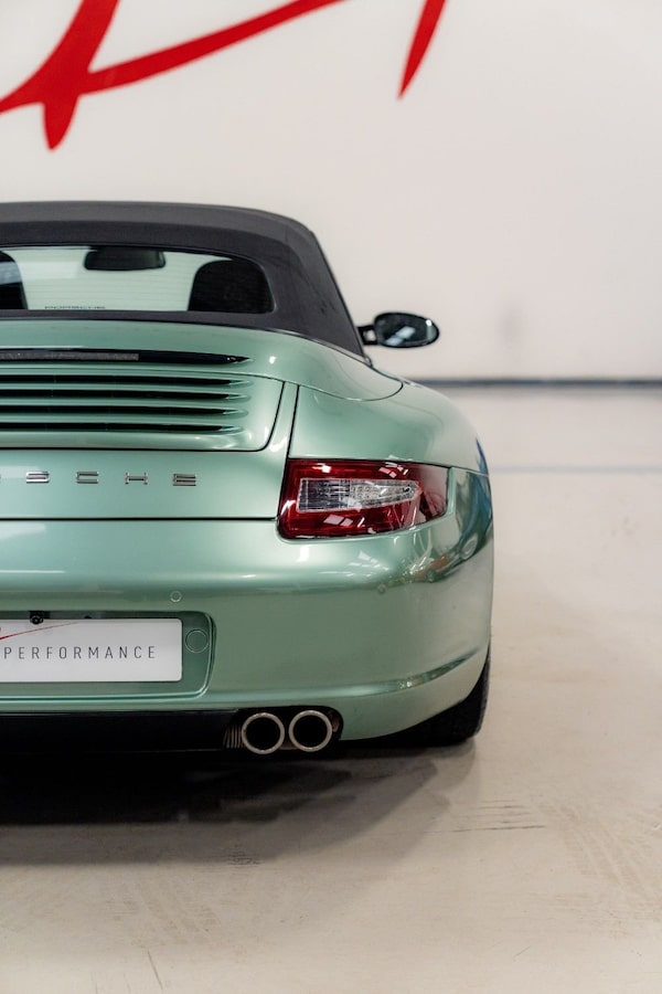 Used Porsche 911 2006 for sale - 76304068: Photo 23