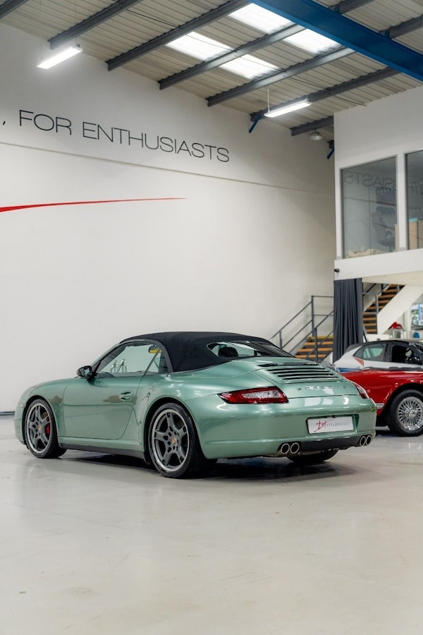 Used Porsche 911 2006 for sale - 76304068: Photo 26