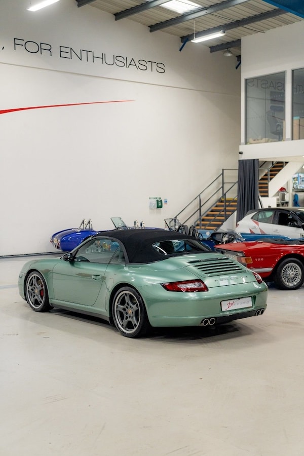 Used Porsche 911 2006 for sale - 76304068: Photo 27