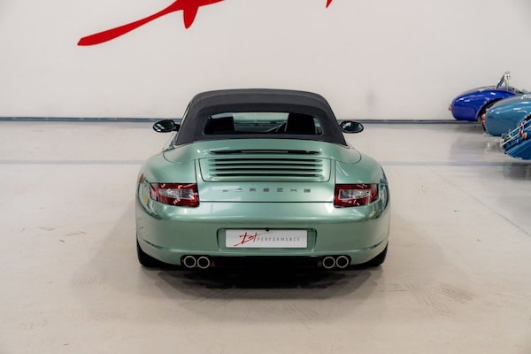 Used Porsche 911 2006 for sale - 76304068: Photo 37