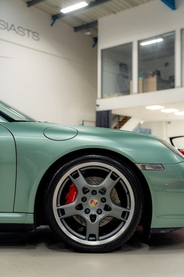 Used Porsche 911 2006 for sale - 76304068: Photo 41