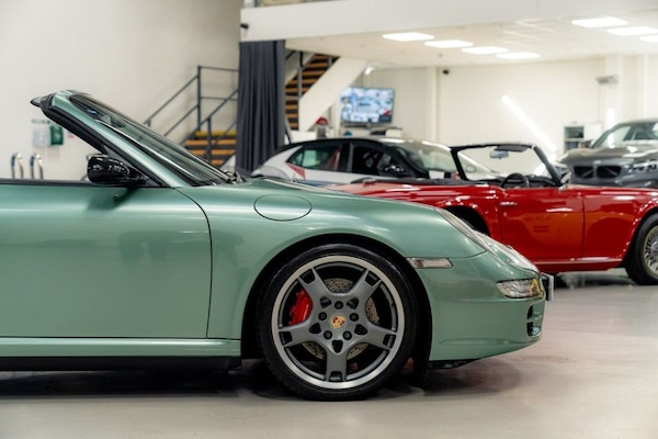 Used Porsche 911 2006 for sale - 76304068: Photo 48