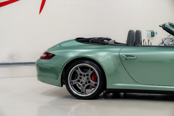 Used Porsche 911 2006 for sale - 76304068: Photo 49