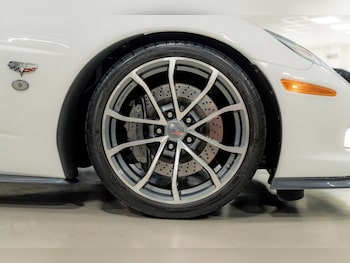 Used Chevrolet Corvette 2013 for sale - 76910352: Photo