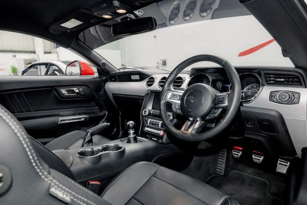 Used Ford Mustang 2016 for sale - 75163061: Photo 3