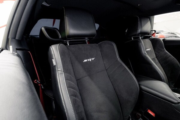 Used Dodge Challenger 2015 for sale - 72282553: Photo 39
