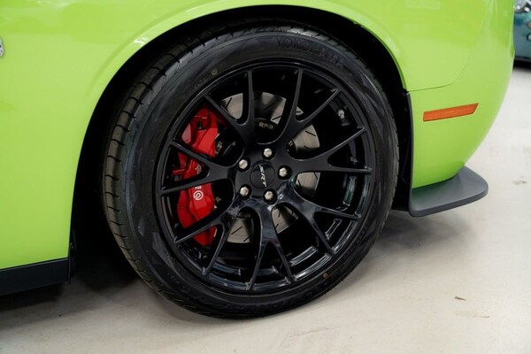 Used Dodge Challenger 2015 for sale - 72282553: Photo 4