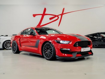 Ford - Mustang