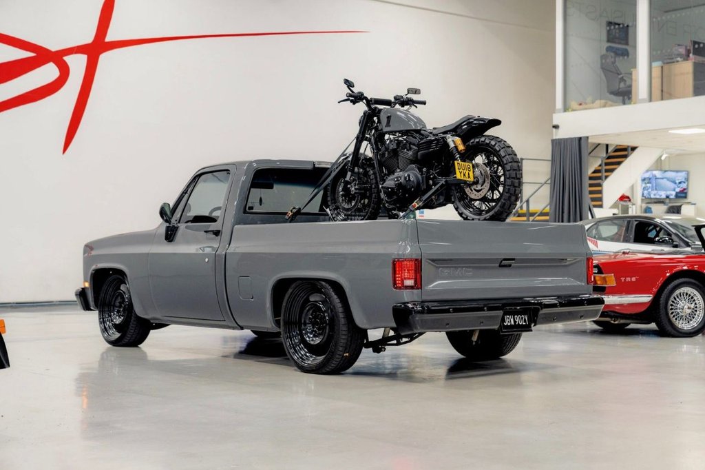 Used GMC Other 2018 for sale - 76241461: Photo 2