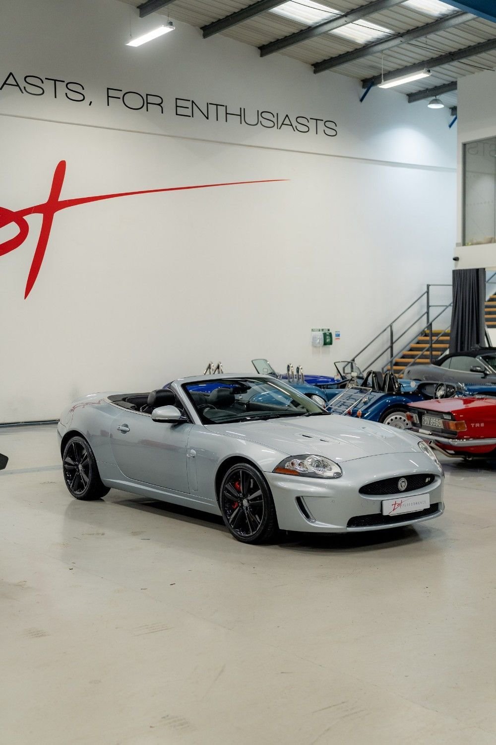 Used Jaguar XKR 2010 for sale - 76111962: Photo 30