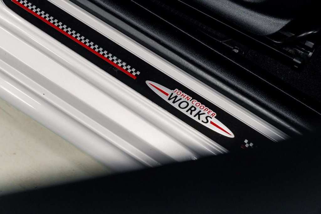 Used MINI Hatch 2017 for sale - 76406786: Photo 29