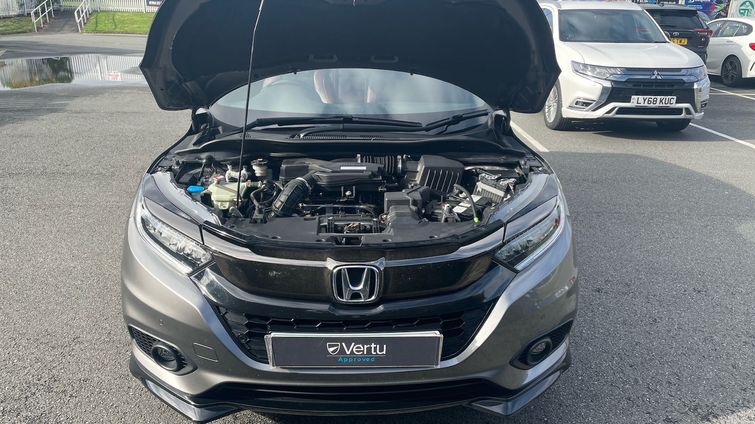 Used Honda HR-V 2020 for sale - 76289131: Photo 8