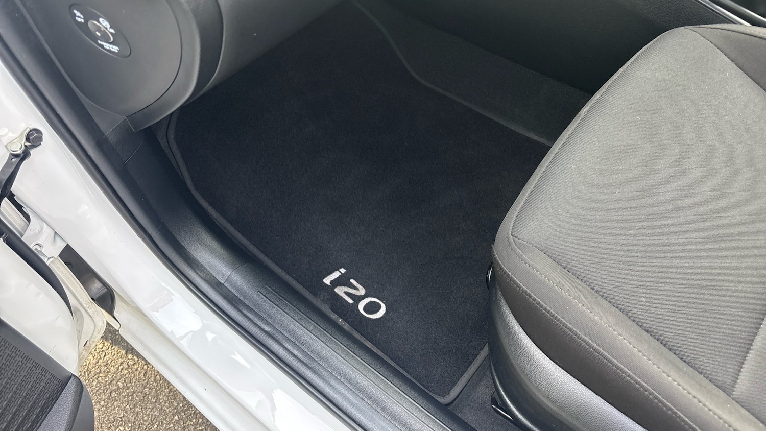 Used Hyundai i20 2025 for sale - 76650916: Photo 51