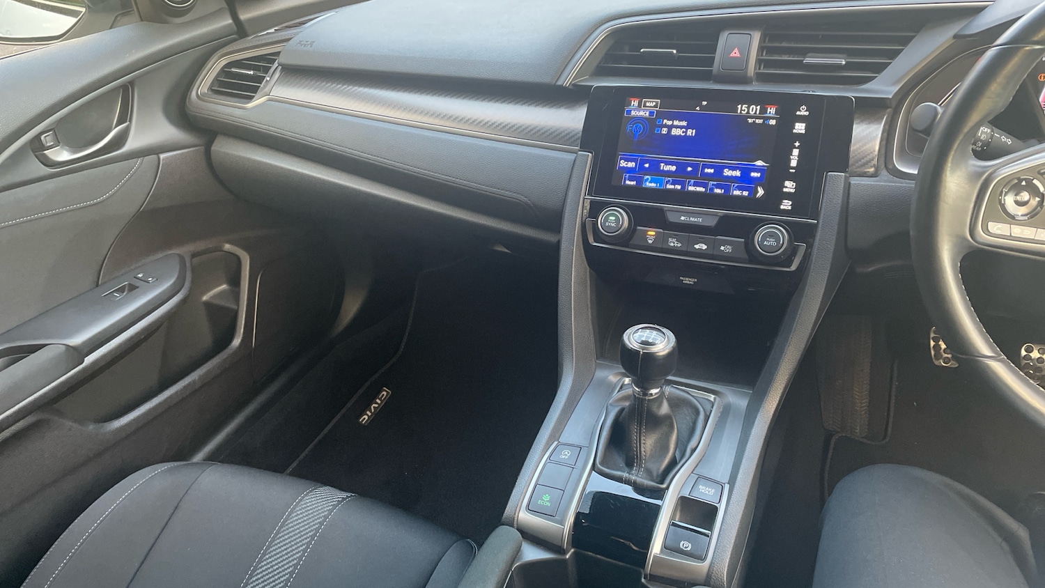 Used Honda Civic 2019 for sale - 76764104: Photo 14