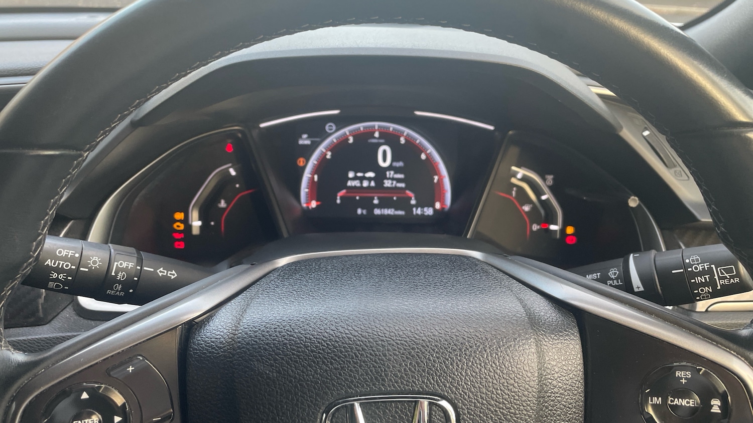 Used Honda Civic 2019 for sale - 76764104: Photo 18