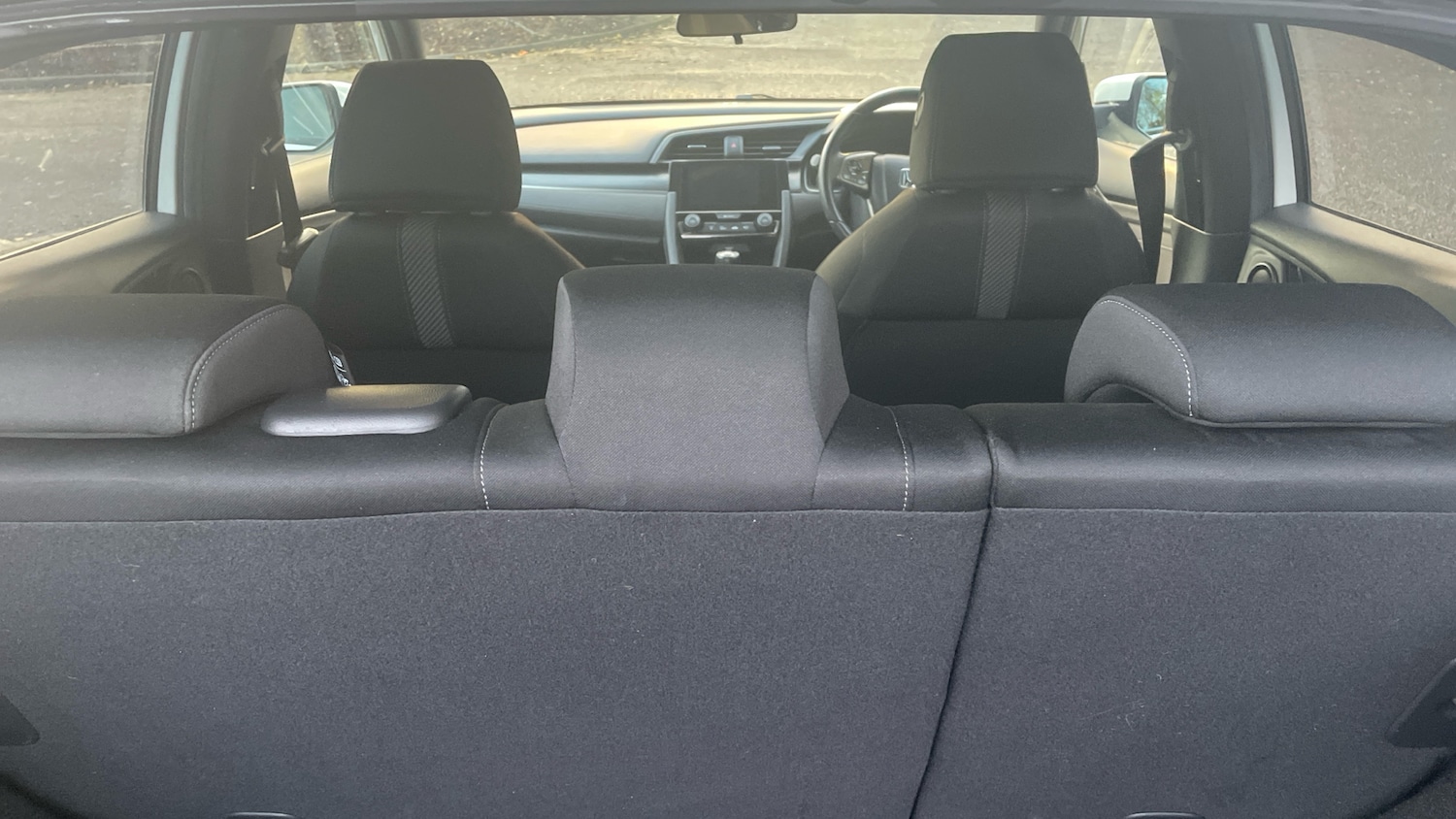 Used Honda Civic 2019 for sale - 76764104: Photo 23