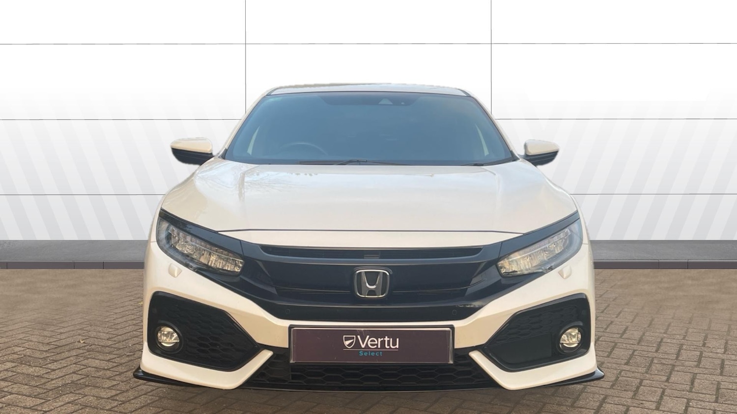 Used Honda Civic 2019 for sale - 76764104: Photo 3