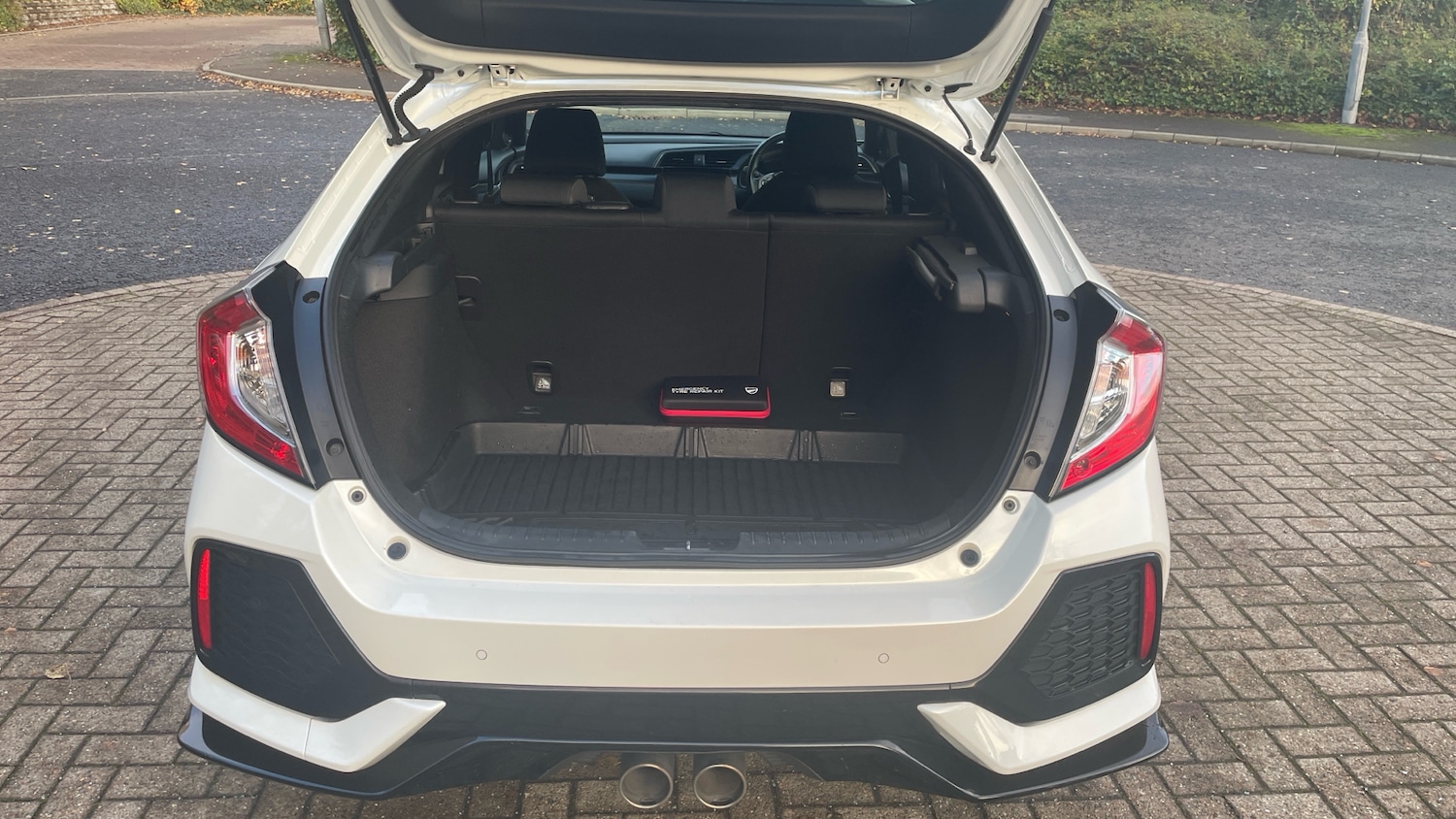 Used Honda Civic 2019 for sale - 76764104: Photo 4