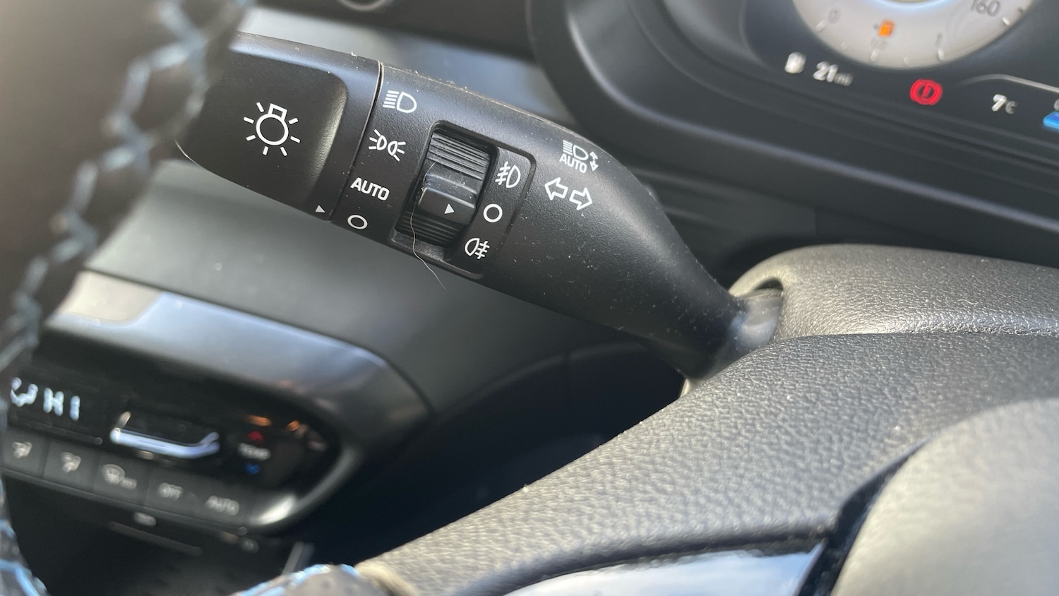 Used Hyundai i20 2024 for sale - 77282900: Photo 50