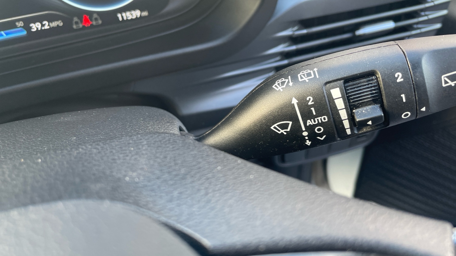 Used Hyundai i20 2024 for sale - 77282900: Photo 51