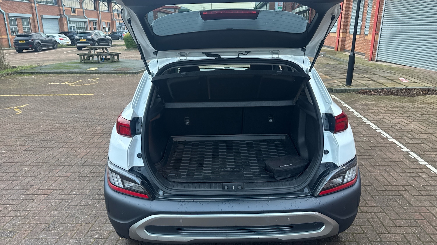 Used Hyundai KONA 2022 for sale - 77116378: Photo 4