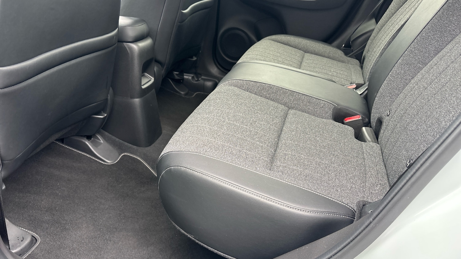 Used Honda Jazz 2023 for sale - 76156548: Photo 28