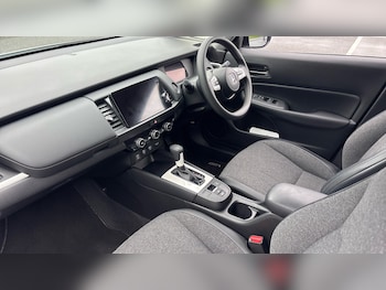 Used Honda Jazz 2023 for sale - 76156548: Photo 2