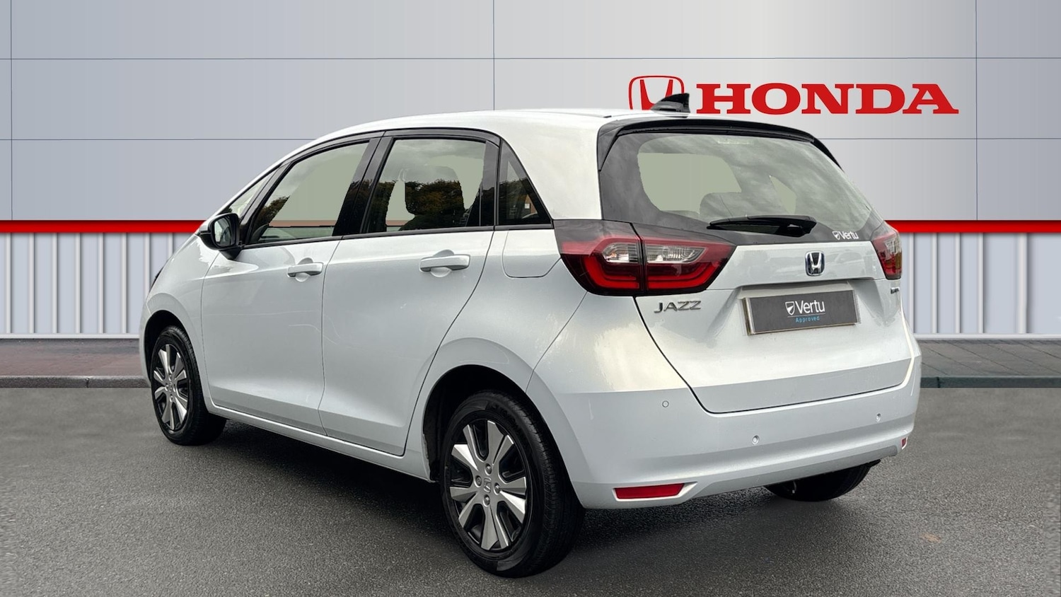 Used Honda Jazz 2023 for sale - 76156548: Photo 3