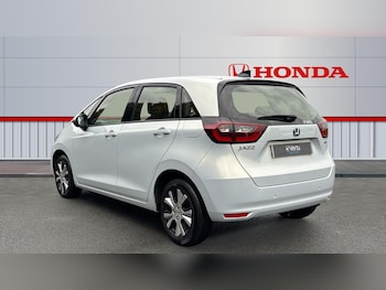 Used Honda Jazz 2023 for sale - 76156548: Photo 3