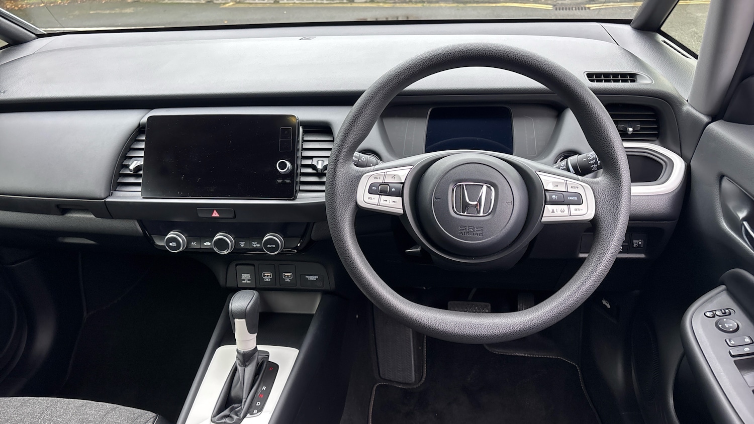 Used Honda Jazz 2023 for sale - 76156548: Photo 4