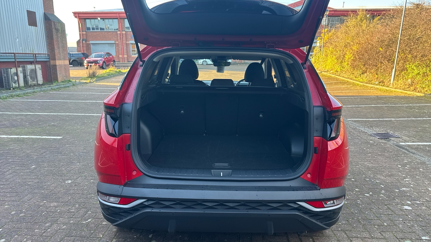 Used Hyundai TUCSON 2023 for sale - 76862217: Photo 4